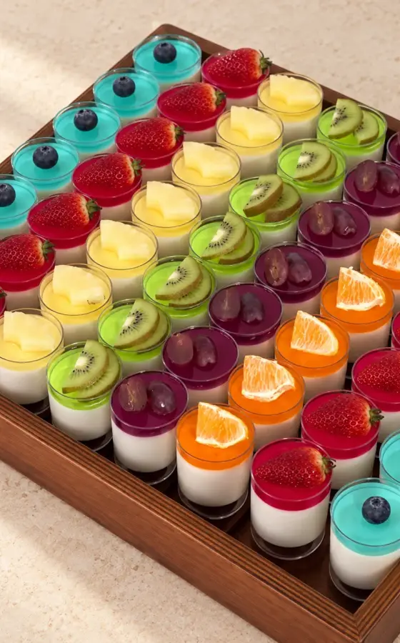 Panna Cotta Becher – persisches Catering Basel